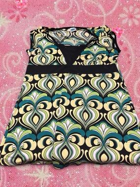 Insane vintage 2000s green and black baby doll top